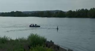 Tânăr student al Şcolii de Marină din Constanţa, dispărut în Dunăre. Scafandrii îl caută pe băiat de aseară