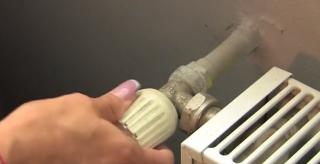 Românii vor plăti mai puţin pentru energia termică. TVA-ul va fi redus la 5% de anul viitor