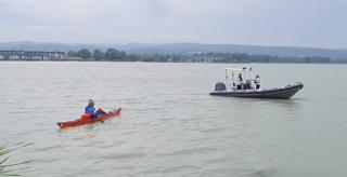 Înotătorul Avram Iancu a ratat stabilirea unui record mondial, după ce organizatorii au oprit cursa din cauza valurilor periculoase