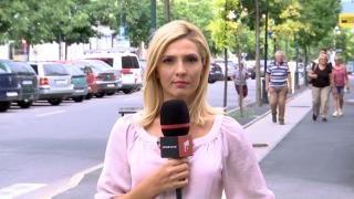 Accident între un BMW şi un taximetrist, surprins în timpul unui live al reporterului Observator Cristina Oprea