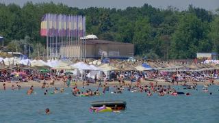 Mamaia pierde teren în lupta cu staţiunile din sudul litoralului românesc: "Mamaia este plină, deja, de foarte multe blocuri. În sud este mai relaxant"
