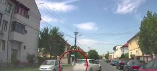 A scos pistolul pentru că a fost claxonat în trafic. Sibianul ameninţat a primit un răspuns şocant din partea poliţiei: nu pot face nimic în acest caz