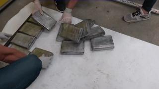 Dezvăluirile unui ofiţer antidrog despre cocaina de zeci de milioane de euro descoperită într-un transport de banane din Columbia