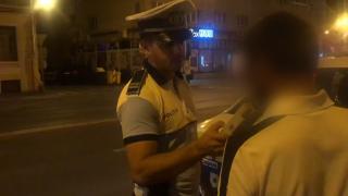 Bărbat beat, fără permis şi cu plăcuţe false la maşină, prins de taximetriștii din Timișoara: "Putea să omoare oameni, copii!"