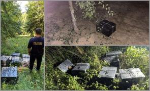 FOTO şi VIDEO. Țigări de contrabandă aduse cu drona din Ucraina şi ascunse într-o livadă din Satu Mare