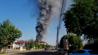 Incendiu puternic în Mogoşoaia. Pompierii intervin cu 15 autospeciale şi s-a emis avertizare RO-ALERT