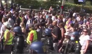 Proteste de amploare împotriva "paşaportului sanitar" anti-Covid, în Franţa şi în Israel