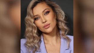 Lora trece de la muzică la cinematografie. Cântăreaţa va juca un rol în filmul "Pup-o mă! 2 – Mireasă Nebună"