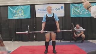 O femeie din Florida a intrat în Cartea Recordurilor: la 100 de ani, ridică greutăţi. S-a apucat de sport la 91 de ani