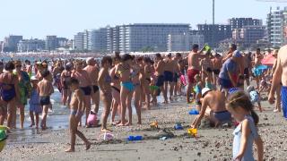 Litoralul se ieftineşte din acest weekend. Hotelierii promit să scadă preţurile cu până la 25% pentru început