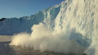 A plouat în cel mai înalt punct din Groenlanda, pentru prima dată de când se fac consemnări