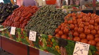 Vești proaste pentru gospodari: Murăturile o să fie mai scumpe ca niciodată din cauza preţurilor ridicate la legume şi fructe