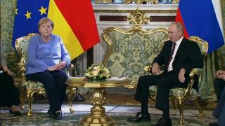 Angela Merkel i-a cerut lui Vladimir Putin, în cadrul summitului de adio, eliberarea lui Alexei Navalnîi. Liderul de la Kremlin a refuzat