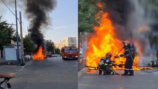 Maşină în flăcări pe Calea Văcăreşti, lângă staţia de metrou Timpuri Noi. Înspăimântaţi, trecătorii au sunat la 112