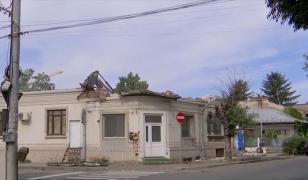 Clădiri istorice dărâmate cu o semnătură. Un proiect de lege al Ministrului Culturii netezește calea rechinilor imobiliari spre zonele protejate