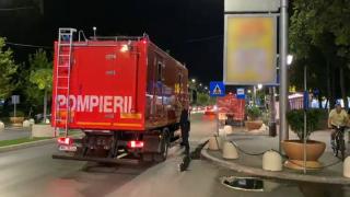 Intervenţie a pompierilor la Spitalul de Copii "Marie Curie", după ce un chioşc din incintă a luat foc