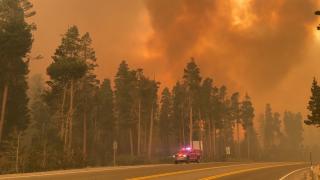 Dezastru cumplit în Statele Unite, după uraganul Ida. Doi oameni au murit, după ce o autostradă s-a surpat. Mii de oameni au fost evacuaţi din cauza incendiilor