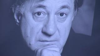 Trupul neînsufleţit al lui Ion Caramitru, depus la o biserică din Bucureşti. Marele maestru, înmormântat pe Aleea Artiştilor de la Cimitirul Bellu