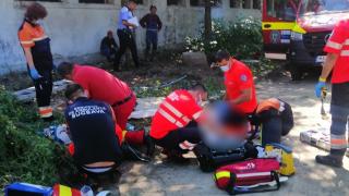 Doi muncitori au murit într-un canal de dejecții, la o fermă de porci din Suceava. Paramedicii au încercat să-i readucă la viață aproape o oră