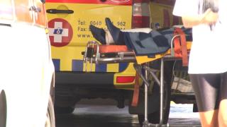 Scos în comă din locul unde trebuia să fie îngrijit. Săptămâni de chin pentru un bărbat internat într-un azil din Prahova. "Era vânăt din cap până în picioare!"