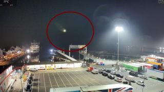 Imagini spectaculoase surprinse deasupra Canalului Mânecii. Meteoritul a căzut în mare