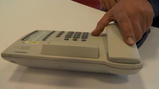 Zeci de persoane păgubite prin celebra metodă "accidentul". Sfaturi cruciale ale poliţiştilor: 3 paşi simppli prin care ne putem proteja