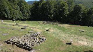 Specialiştii ar fi descoperit un nou templu dacic la Sarmizegetusa Regia