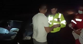 Șofer beat criță, prăpăd pe o șosea din Teleorman. Tânărul nu știa cum a ajuns acolo: "M-am trezit că m-am buşit dintr-o dată"