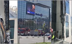 Incendiu la AFI Mall din Braşov. Oamenii au fost evacuaţi din clădire - VIDEO