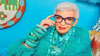 În pas cu moda şi la 100 de ani. Cea mai excentrică "bătrânică" din lume şi-a sărbătorit centenarul cu o nouă provocare