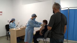 Categoriile pentru care ar putea fi impusă vaccinarea obligatorie. În caz contrar, ar trebui să se testeze din banii lor