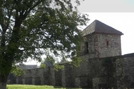 Cetatea Orăștiei, unul din cele 7 burguri săsești de pe stema Transilvaniei, va fi restaurată cu fonduri europene, după 6 ani de pregătiri