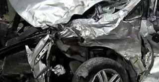 Ciocnire violentă între un BMW şi un Volkswagen pe o stradă din Capitală. Patru persoane au ajuns la spital