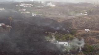 O româncă despre infernul de pe insula La Palma: Vizibilitatea a fost foarte limitată şi s-a simţit şi în nas şi în tot cenuşa