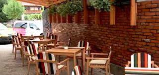 Demisii în restaurante și cafenele. Unii dintre angajați renunţă la job, ca să nu se vaccineze