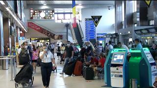 Companiile aeriene au început să anuleze zeci de curse din și spre România
