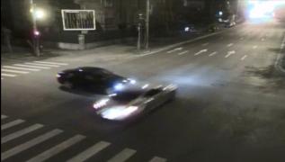 Un Bentley de zeci de mii de euro și un BMW s-au izbit puternic într-o intersecție din Timișoara