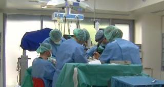 O femeie de 63 de ani, complet oarbă, și-a recăpătat vederea după ce a fost operată de o tumoră uriașă pe creier, la Iași: "Îmi vine să plâng acum"