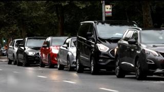 Haosul lipsei carburanţilor: Un şofer care transporta ciment a fost urmărit de zeci de oameni care credeau că transportă benzină, în UK