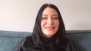 Povestea Catincăi Neguţ. Tânăra româncă din Barcelona care şi-a impresionat profesorii cu talentul ei:" Moda este o oglindire a societăţii"