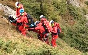 Simulare spectaculoasă pentru misiuni de salvare în Munții Maramureşului. Exerciţiul a avut la bază un scenariu care se poate întâmpla oricând