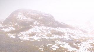 Un om de zăpadă și peisaje de vis, asta au găsit turiștii la Bâlea Lac. Temperaturile scăzute, până la limita înghețului, nu i-au descurajat