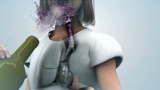 Ce spun medicii despre adolescenta care a fost la un pas să moară de la o sticlă de must. Fata a suferit o ruptură de esofag și probleme la plămâni