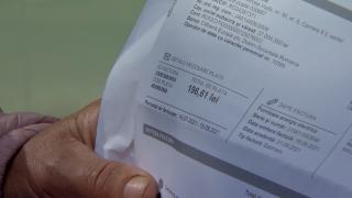 Noi modificări la facturile de energie. Parlamentarii au votat plafonarea prețurilor și compensări mai mari la gaze și curent electric