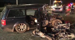 Şofer începător, accident cumplit în Constanța. Tânărul s-a înfipt cu mașina într-un TIR, la ieşirea din Ovidiu