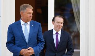 Cum am ajuns să trăim tragedia valului 4 de COVID. În vară, Iohannis și Cîțu anunțau cum "am oprit pandemia" și "ne întoarcem la normalitate"