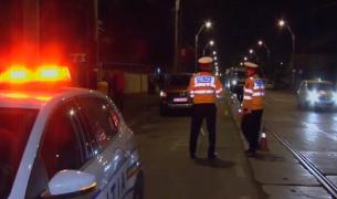 Spulberat pe o stradă din Chitila și lăsat să zacă pe caldarâm. Șoferul beat și-a văzut liniștit de drum
