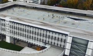 Beznă în parcarea supraetajată din Pantelimon, lucrarea s-a blocat într-un transformator: "Mi-ar fi ruşine să zic asta. Stăm în drum de o şaibă"