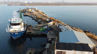 Bijuteria industriei alimentare, pescuitul industrial, a ajuns în paragină. Ce s-a ales de complexul care producea 30.000 de conserve pe zi