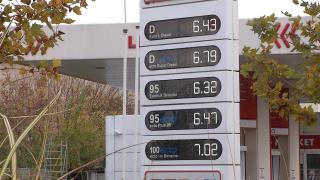 Avem cea mai mare scumpire la benzină din Europa. Şoferii se tem că la iarnă vor plăti 7-8 lei/litru: "Renunţăm la maşină şi mergem cu metroul"